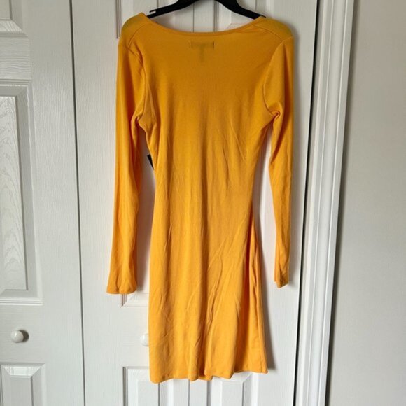 BCBG Paris Women's Rib Knit Cut Out Dress Long Sleeve Yellow Medium NWT - Picture 9 of 9